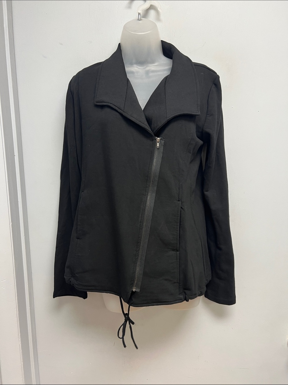 H by Bordeaux Black Asymmetrical Full Zip Moto Style Knit Jacket Size Large